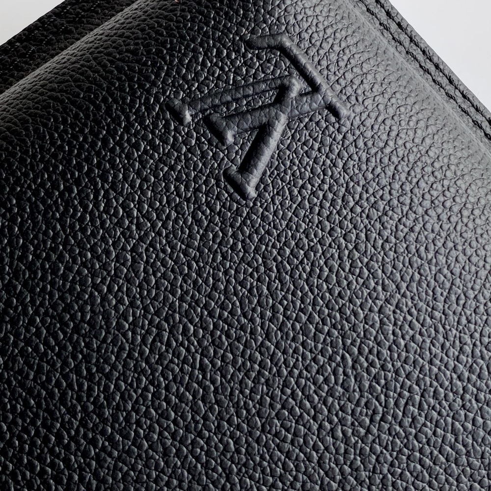 LV Avenue Slingbag PM(HIGH-END GRADE)