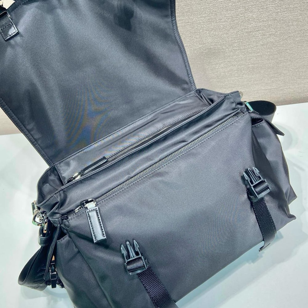 Pra*a Explore Re-Nylon and leather bag(HIGH-END GRADE)