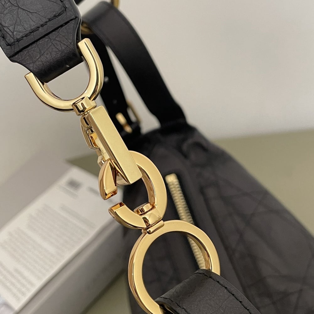 D10r Medium D-Journey Bag in Crinkled Calfskin(TAX-FREE GRADE)