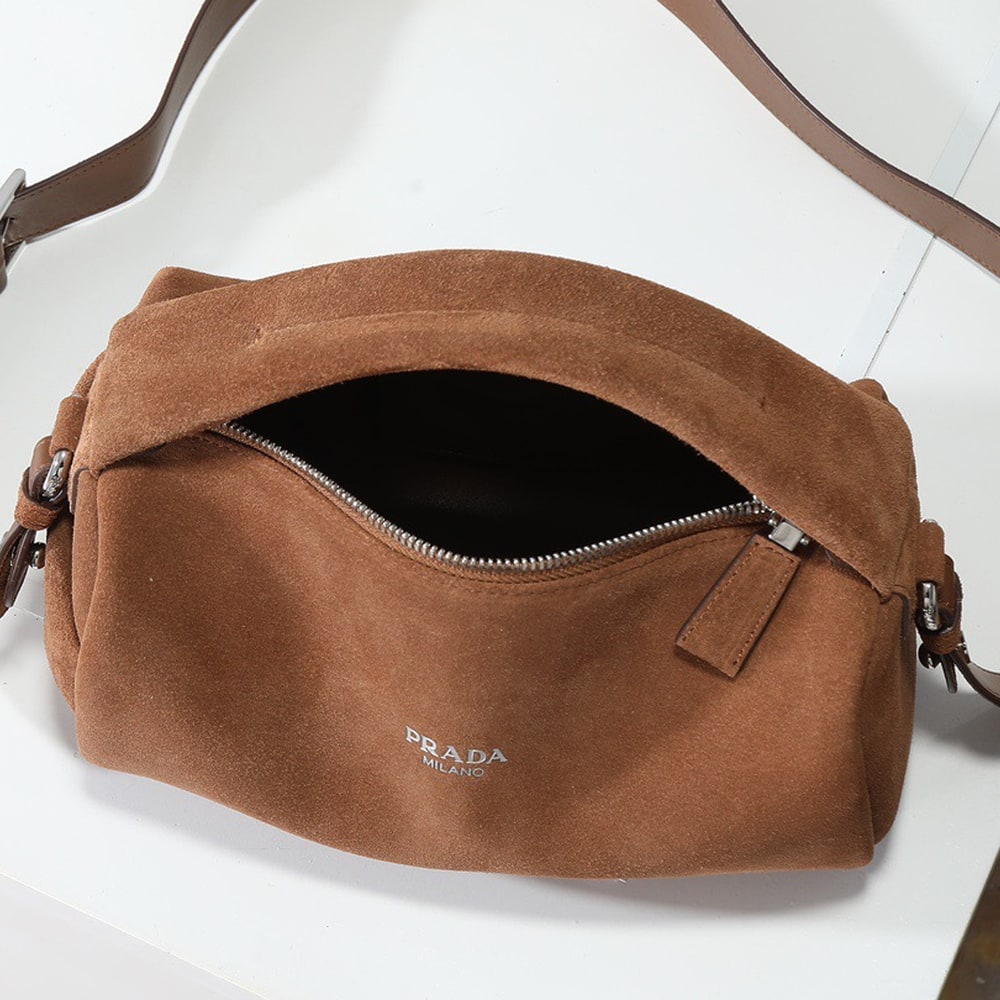 Pra*a Suede leather shoulder bag(HIGH-END GRADE)