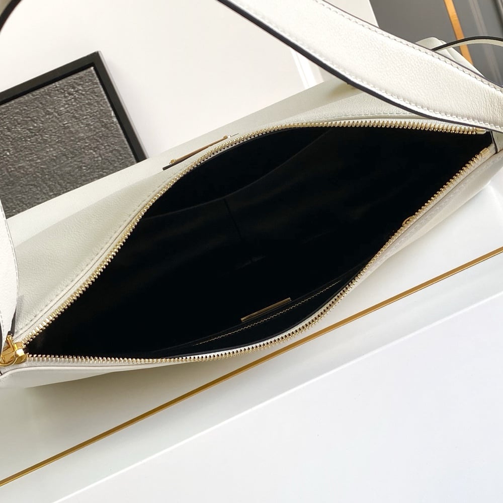 Pra*a Aimee large leather shoulder bag(HIGH-END GRADE)