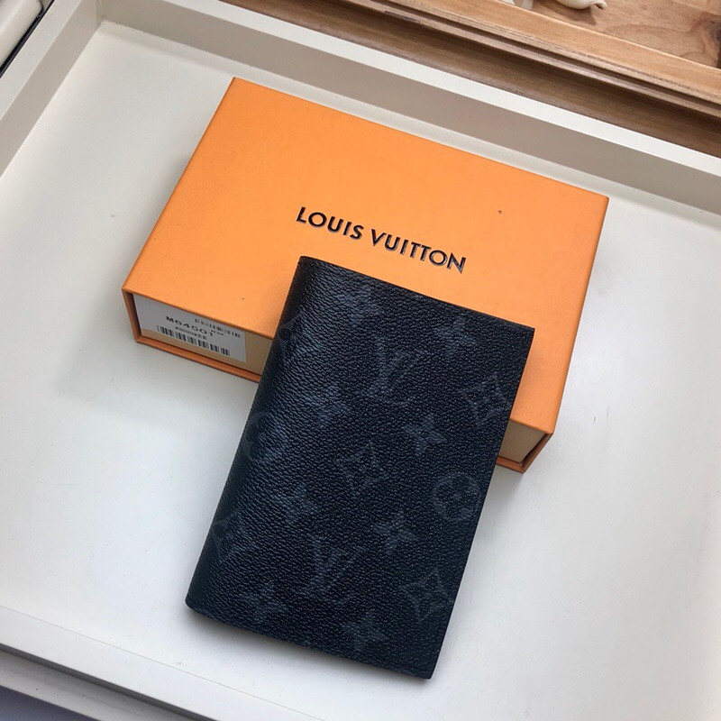 PASSPORT COVER M64501