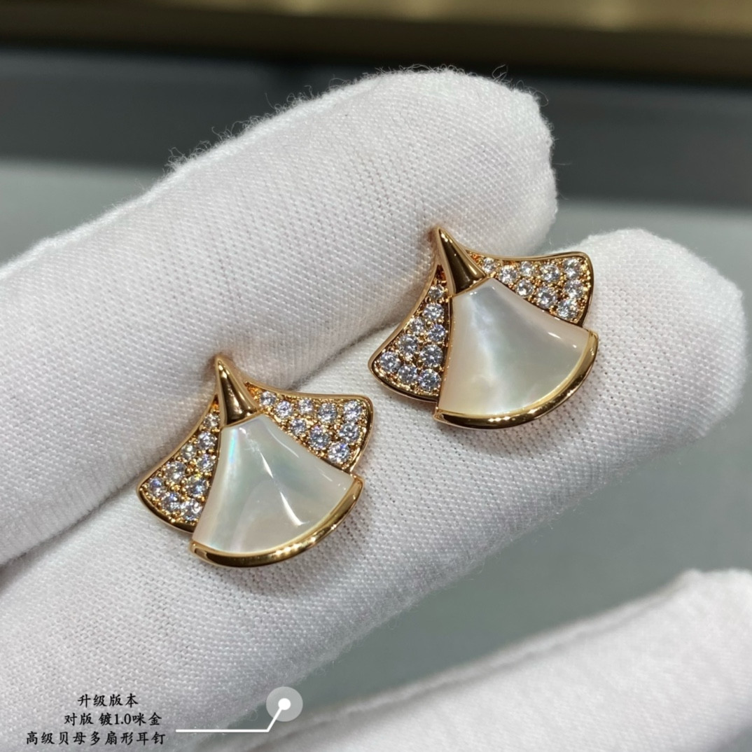 Bv1g*ai Multi-fan skirt fan shape Earrings