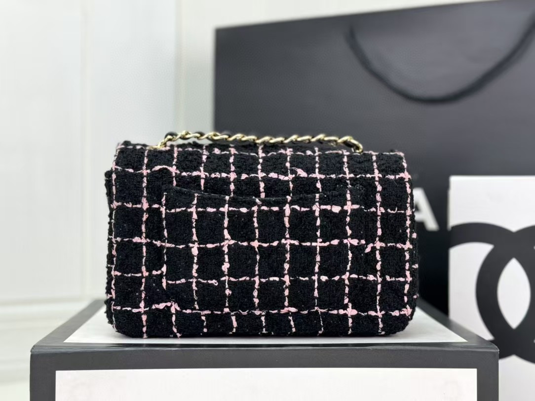 Ch**el MINI CLASSIC 11.12 HANDBAG 20 12 × 20 × 6 cm