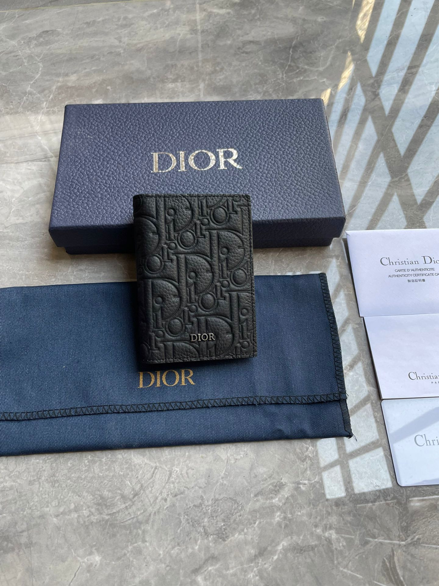 D10r Card Holder