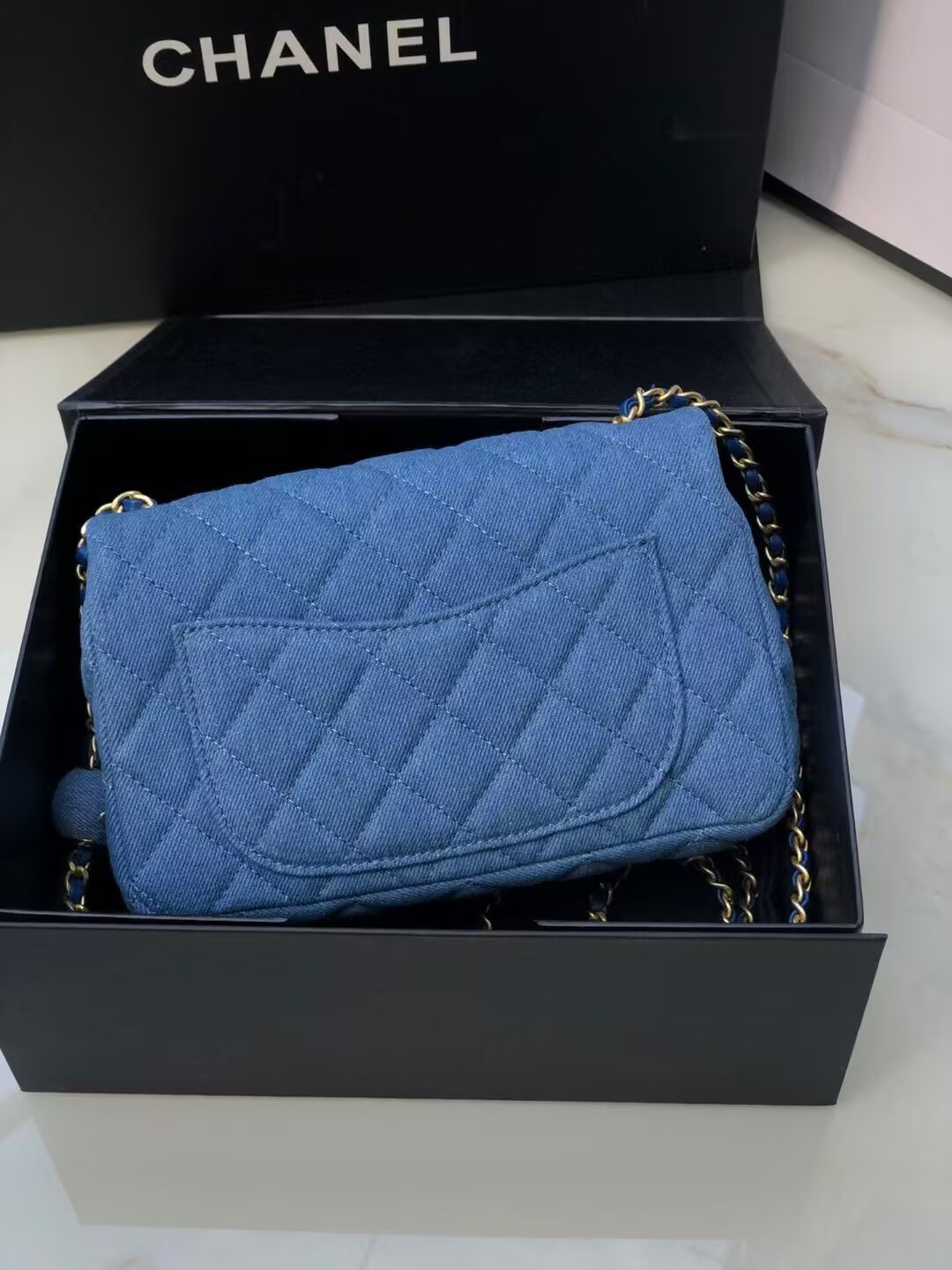 ch**el De*1m quilted flap bag 20x13x7cm