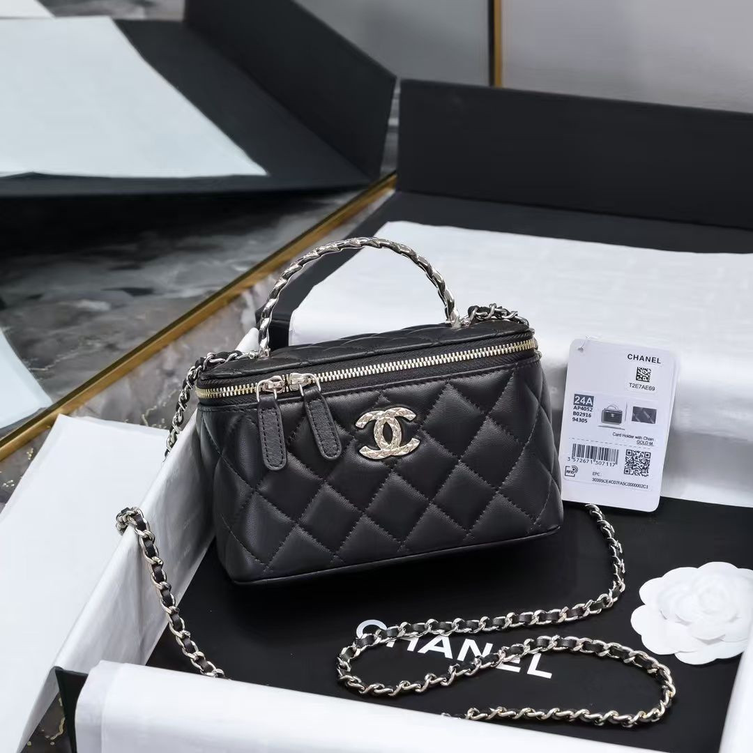 Ch**el Clutch With Chain 10x16x8cm