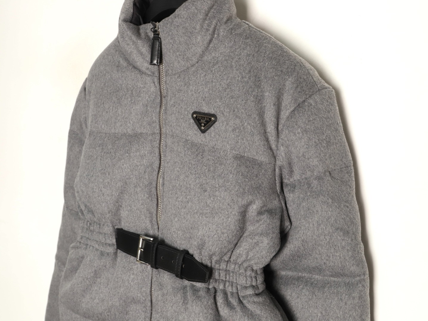 Pra*a Women