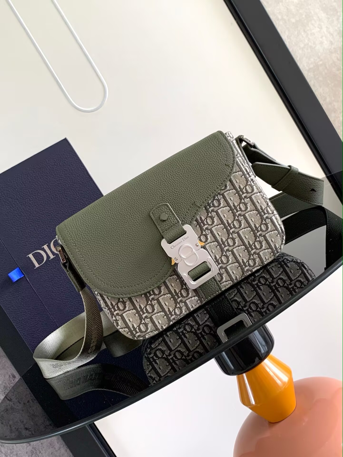 D10r Saddle Messenger Bag 23x18x6cm
