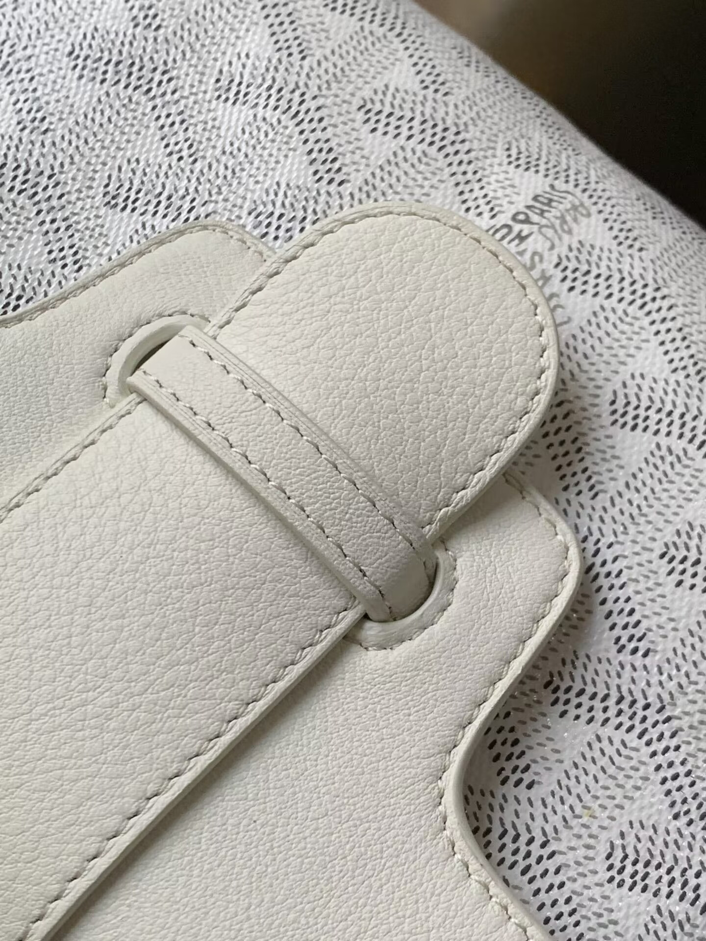 G09ard white mini G09ardine saigon souple 20x7.5x15cm