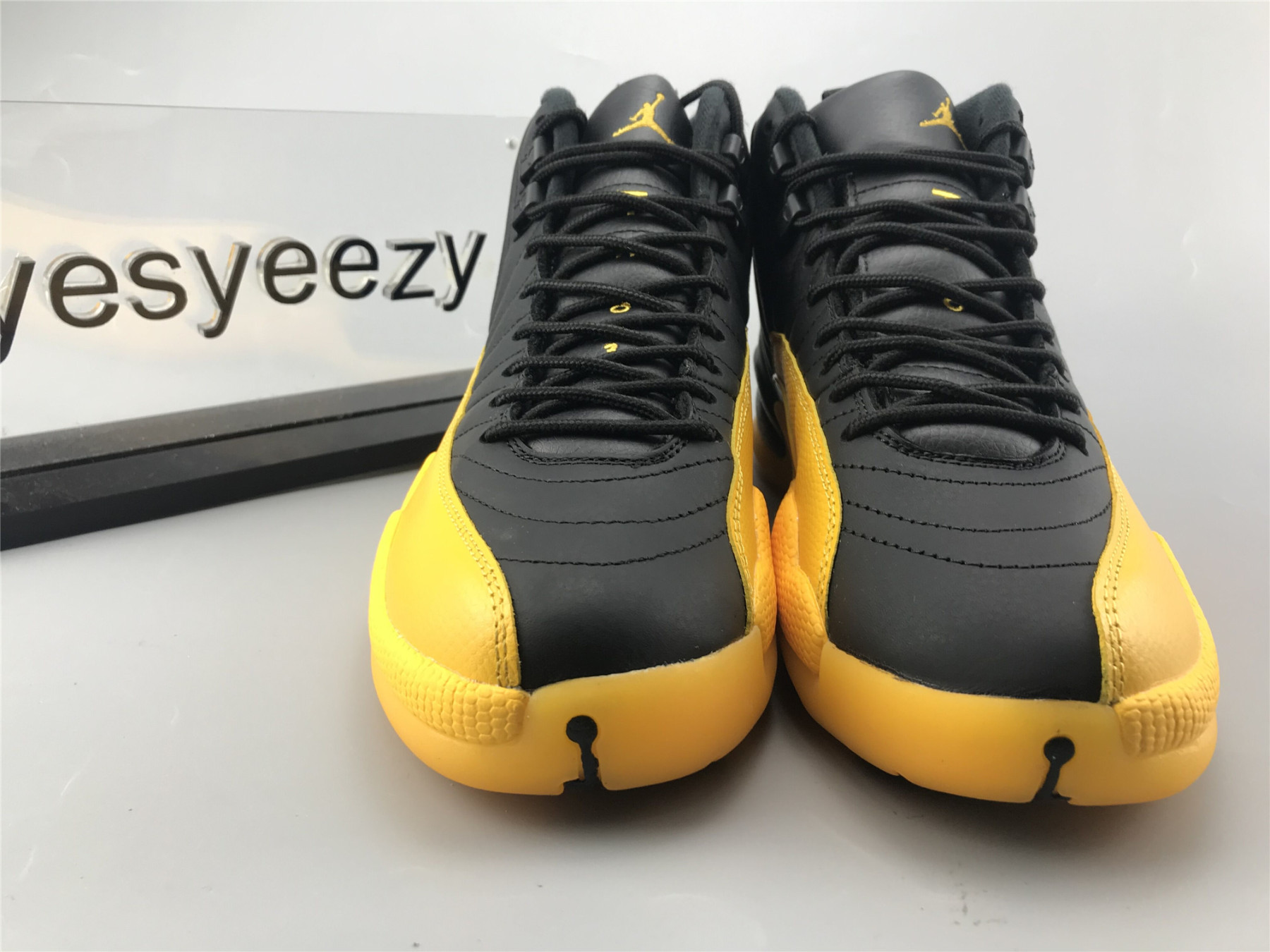 UA AIR JORDAN 12 "UNIVERSITY GOLD"