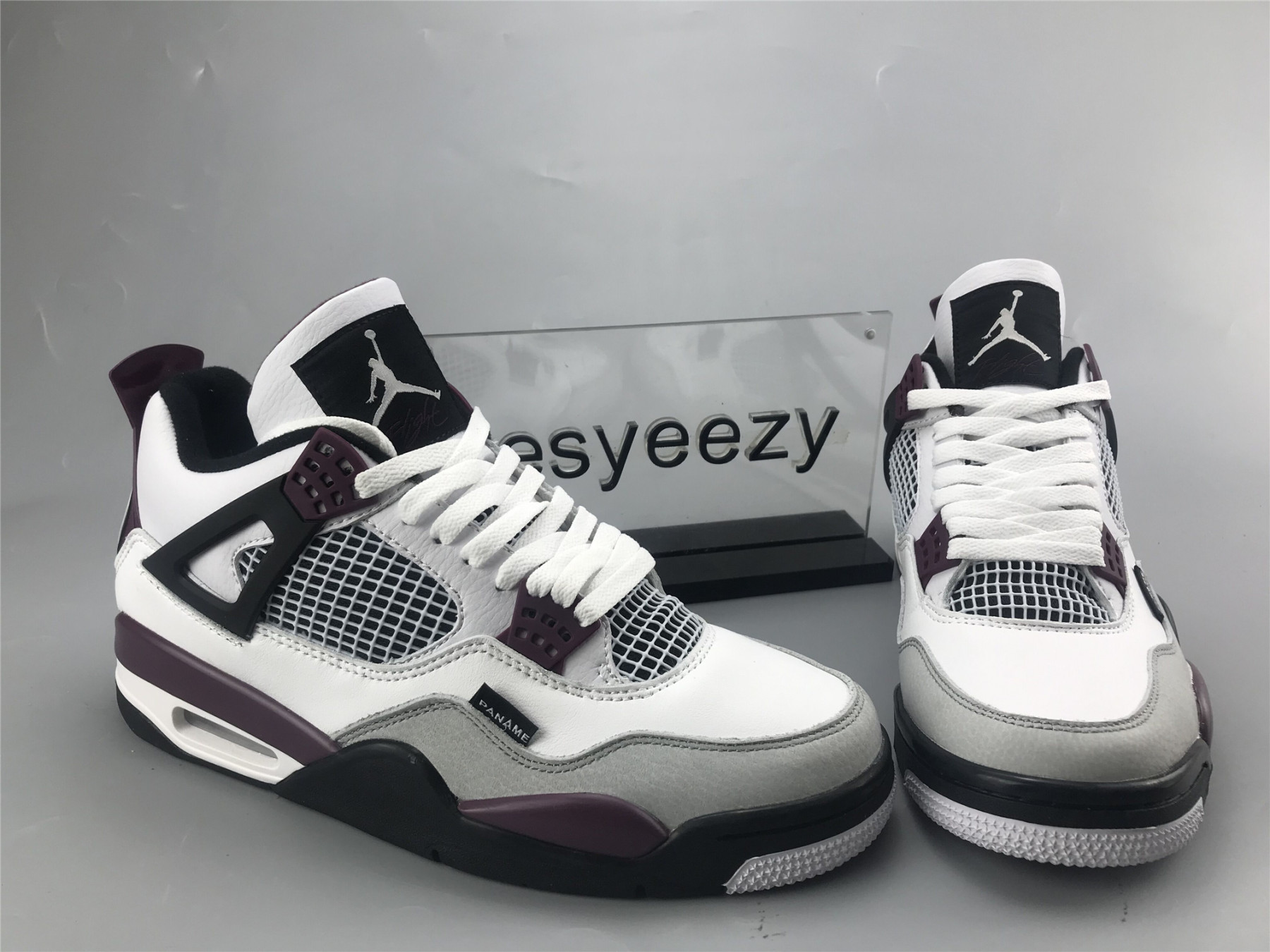 UA PARIS SAINT-GERMAIN X AIR JORDAN 4 RETRO