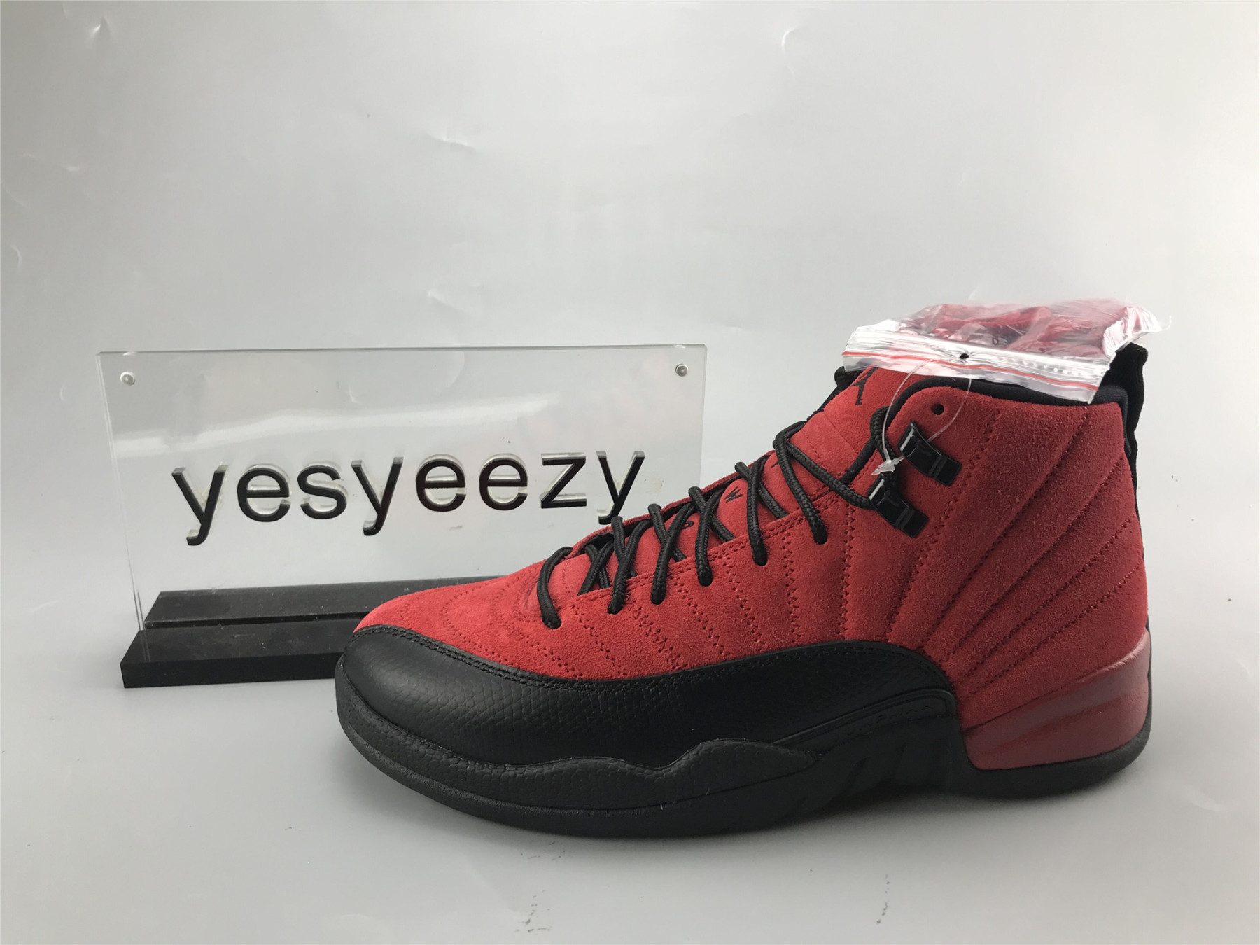 UA AIR JORDAN 12 RETRO REVERSE FLU GAME