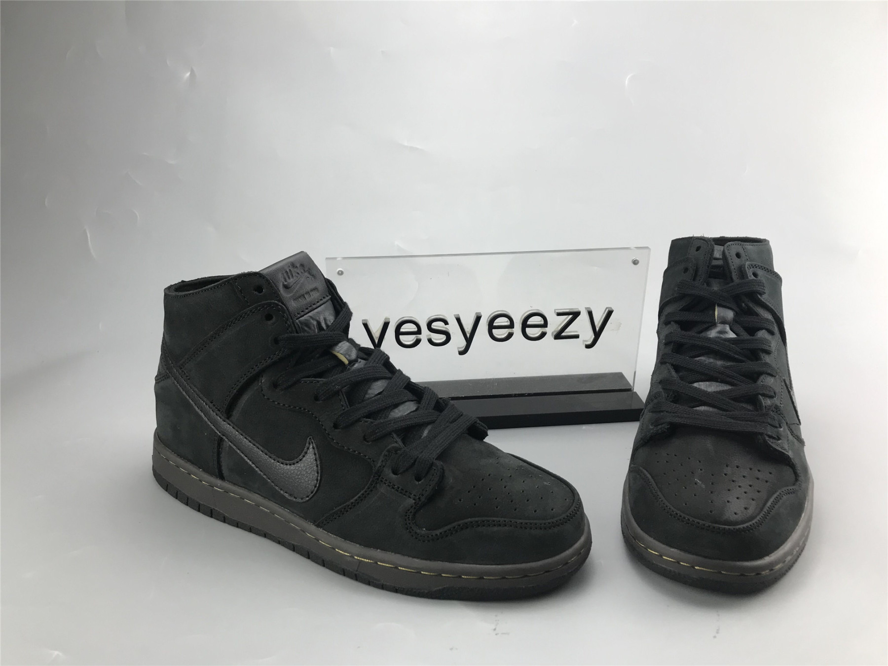 ua nike zoom dunk high sb pro deconstructed preM1vm 