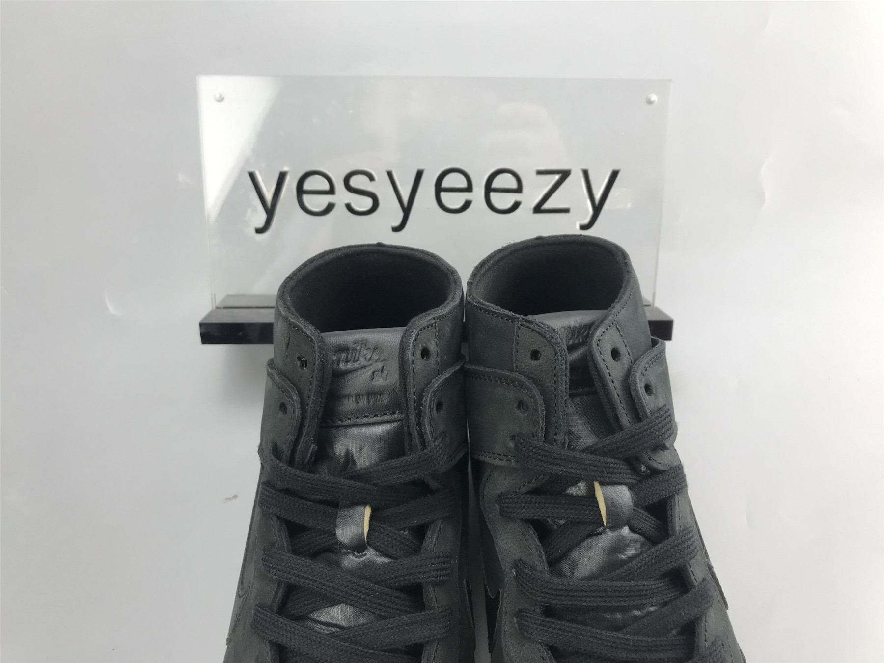 ua nike zoom dunk high sb pro deconstructed preM1vm 