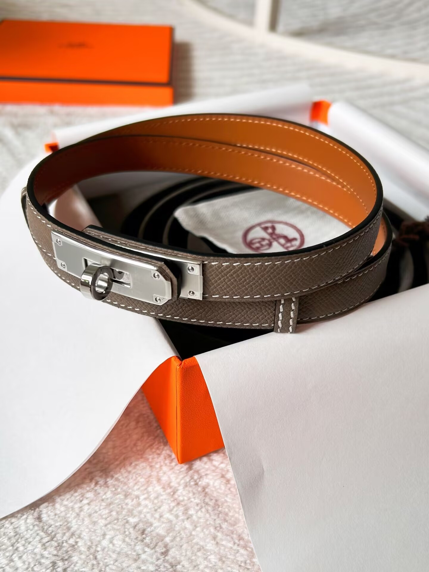 H**me5 belt