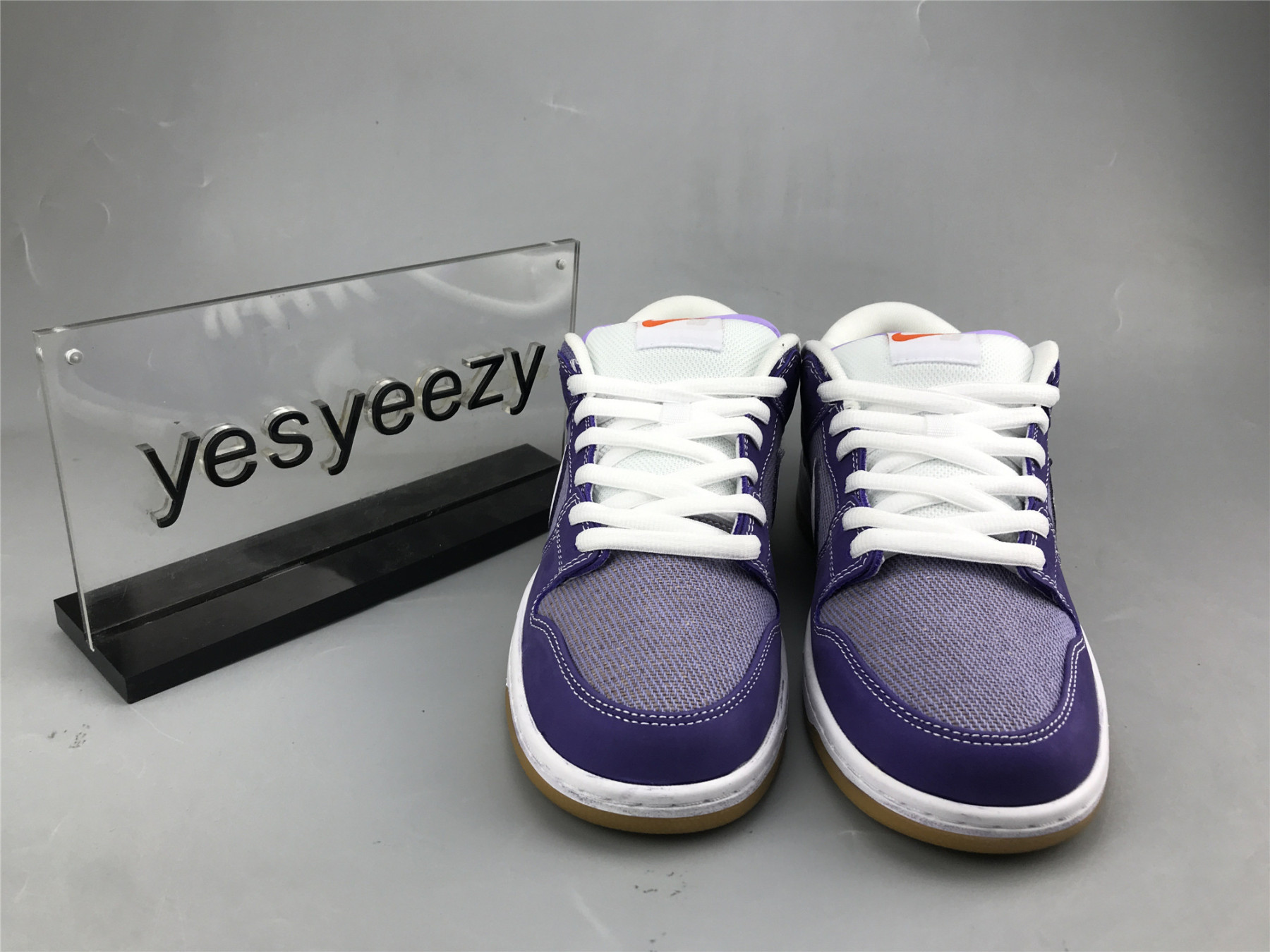 UA DUNK LOW SB