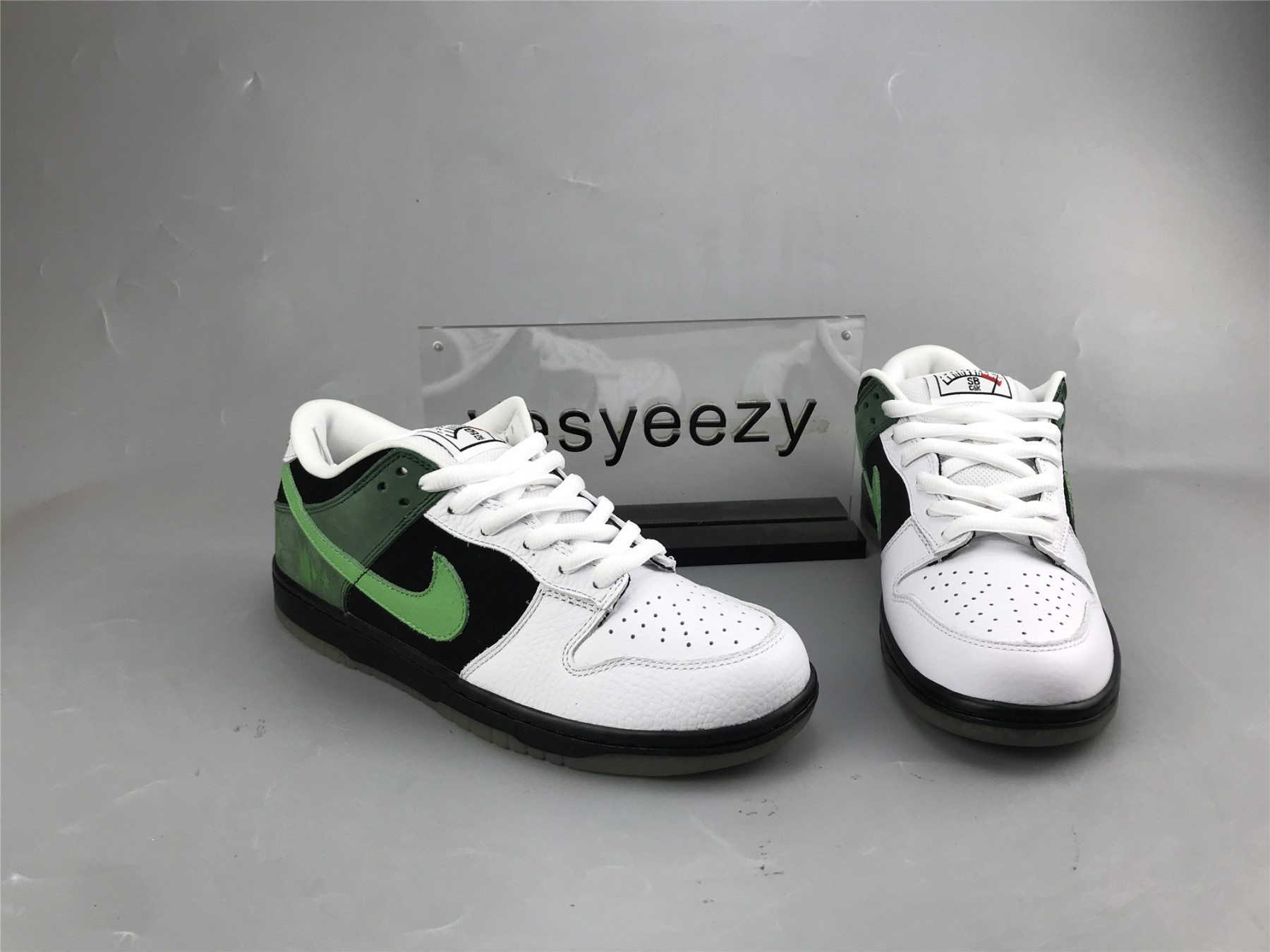 ua nike dunk low preM1vm sb 