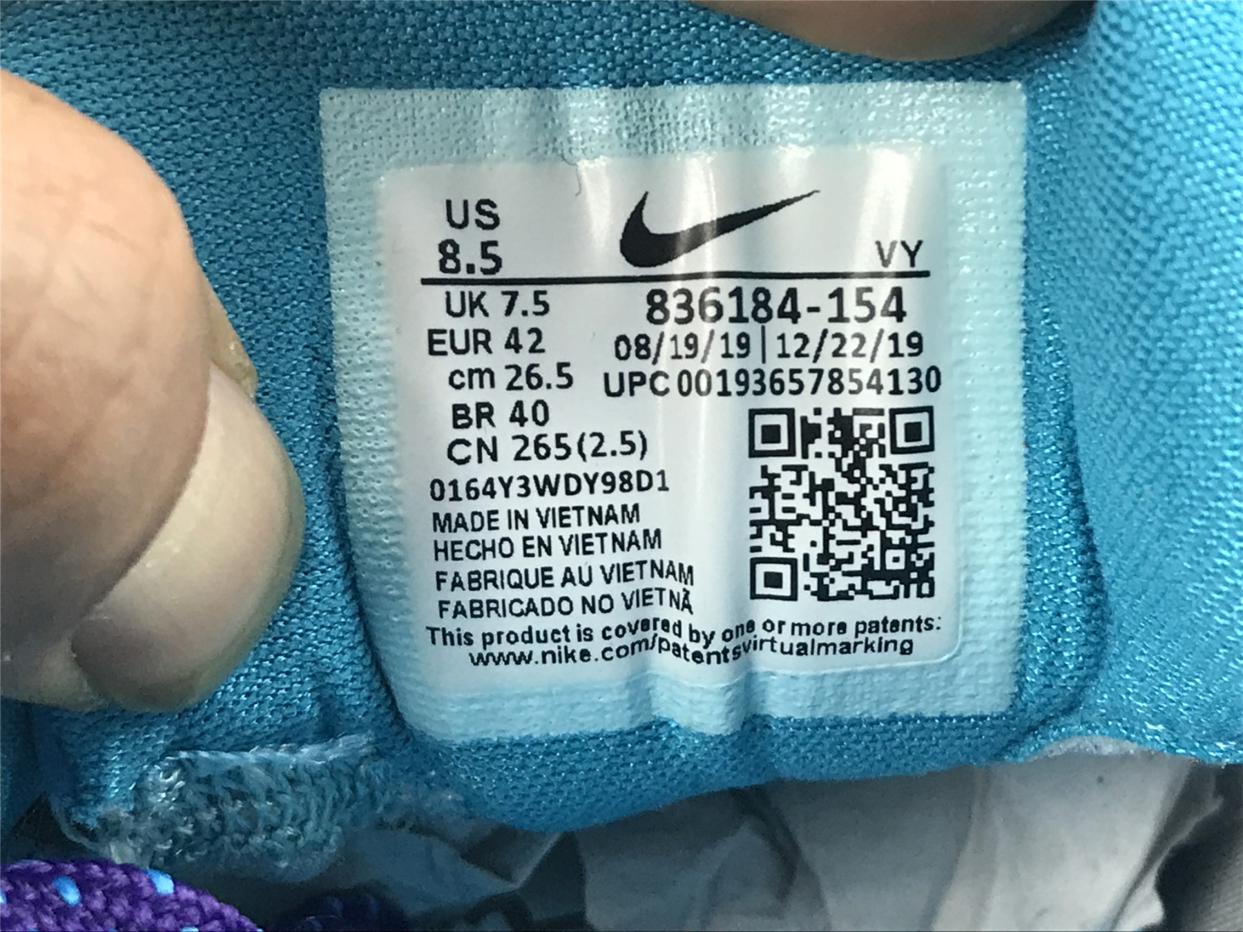 UA NIKE KOBE 11 EP