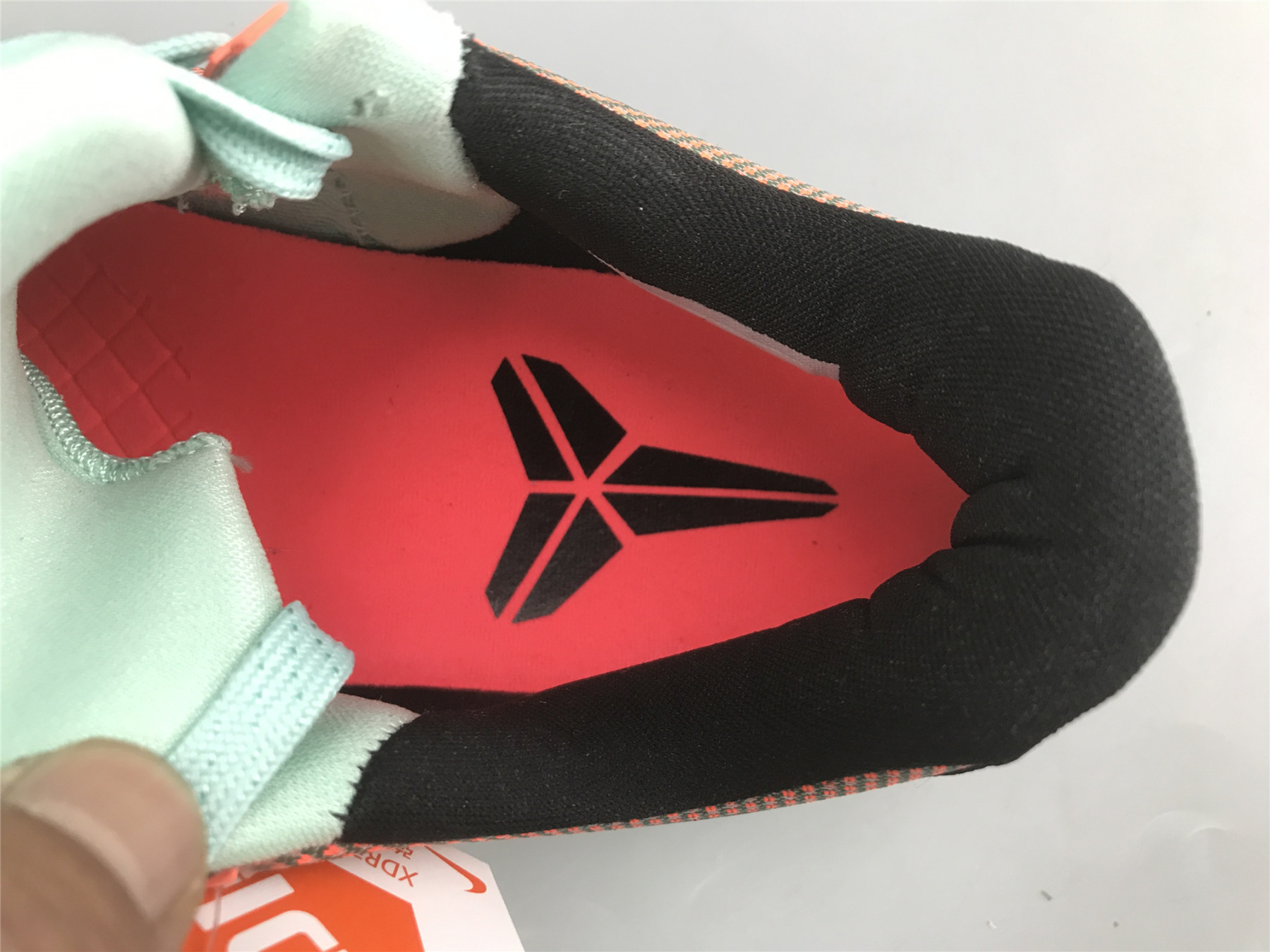 UA NIKE KOBE 10 
