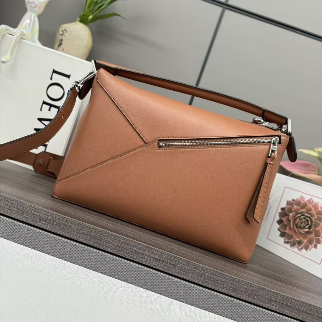 L0ew* large puzzle edge bag in classic calfskin 21.5x33x14.7cm