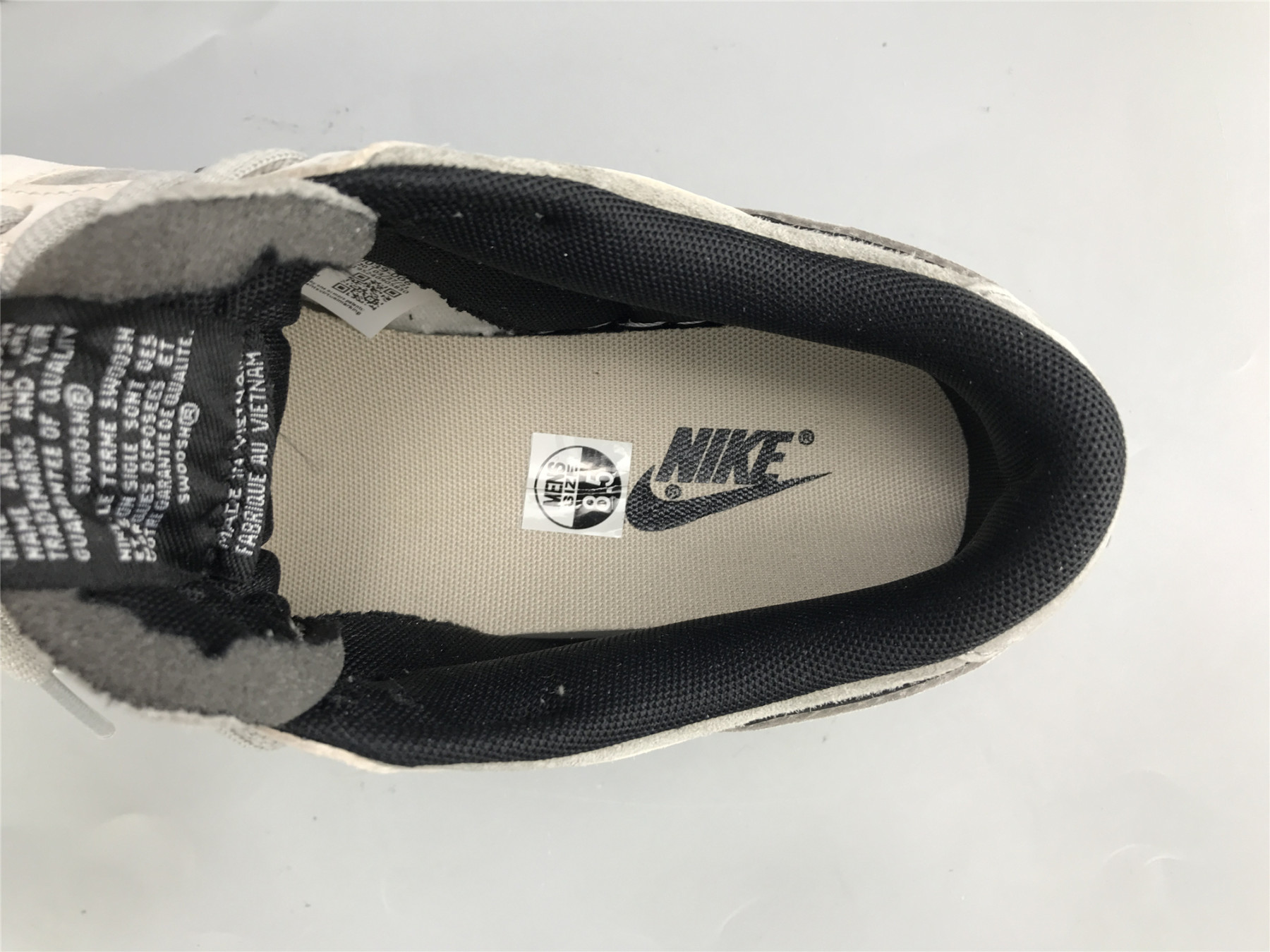 UA NIKE SB DUNK LOW "STEAMBOY OST" GREY BLACK