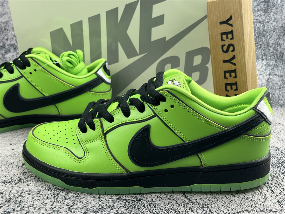 UA NIKE THE POWERPUFF GIRLS X DUNK LOW PRO SB QS 
