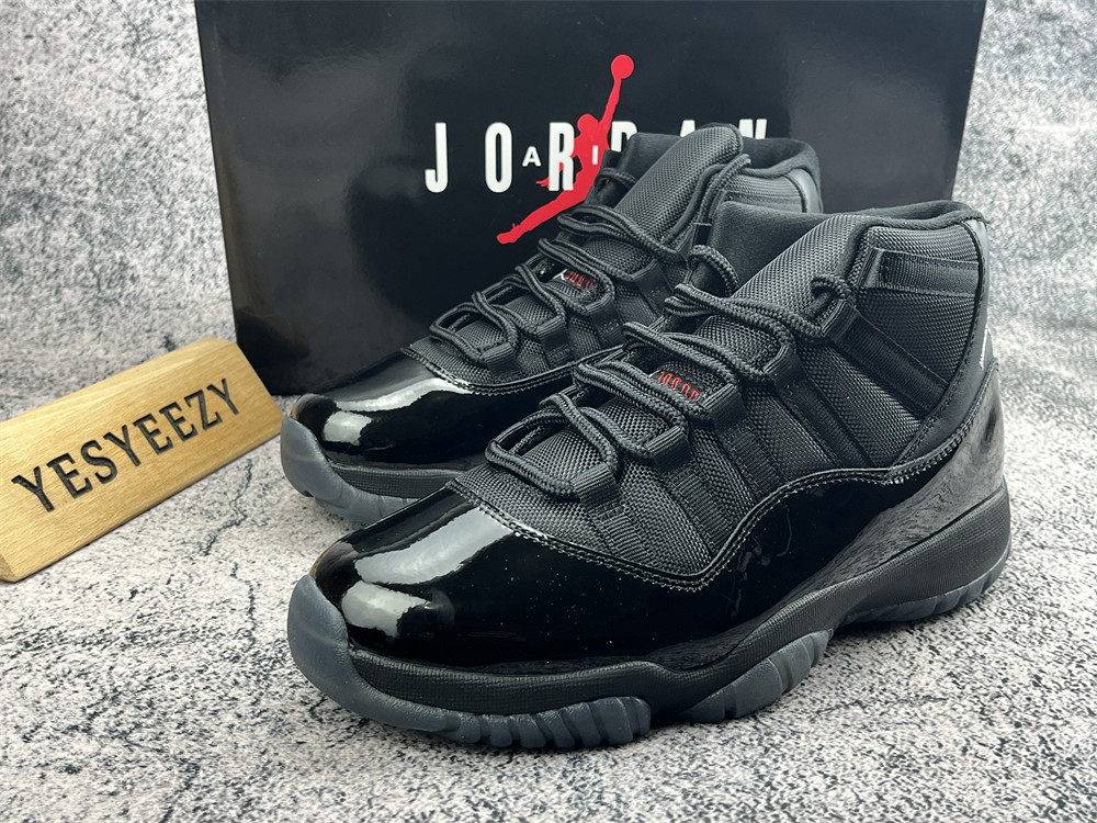 UA Jordan 11 Retro