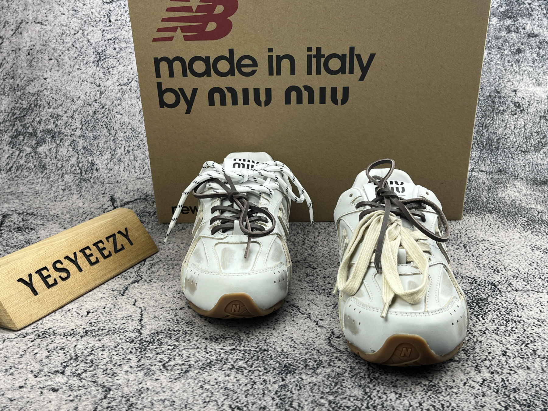 ua m1v m1v x new Ba1an*e 530 sl leather sneakers