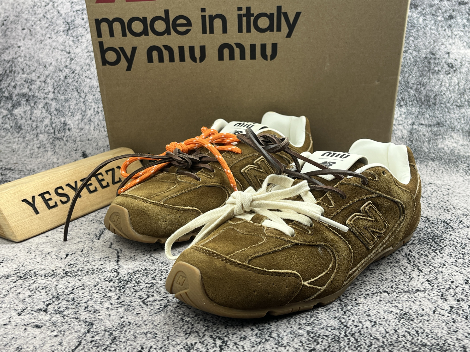 ua m1v m1v x new Ba1an*e 530 sl suede sneakers