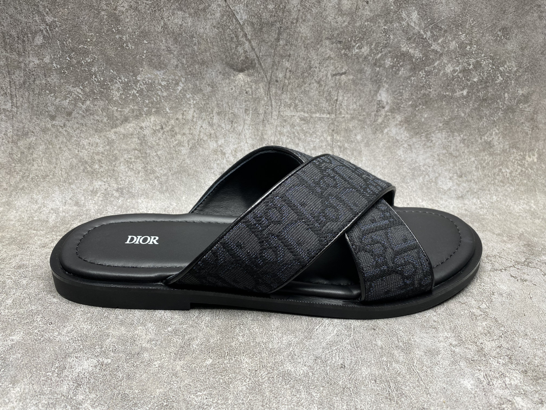 UA D10r Alias Sandal