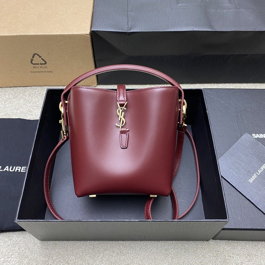 Y51 LE 37 Mini (Shiny Leather) 15x13x6cm