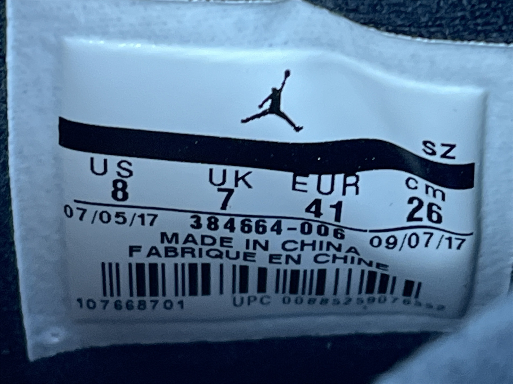 UA AIR JORDAN 6 RETRO 