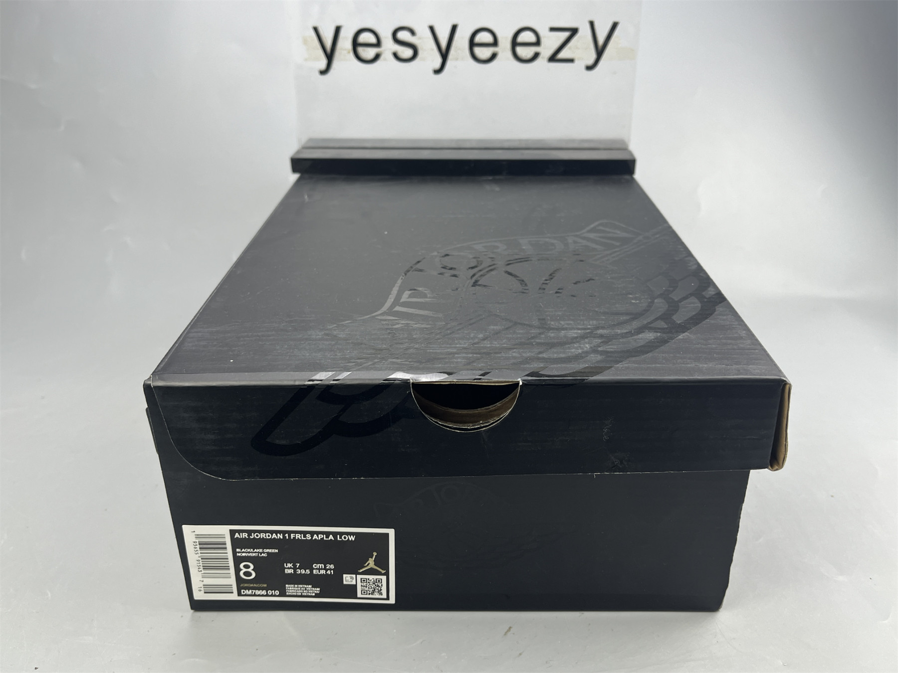 ua air jordan 1 low t*f*ny phanT0m
