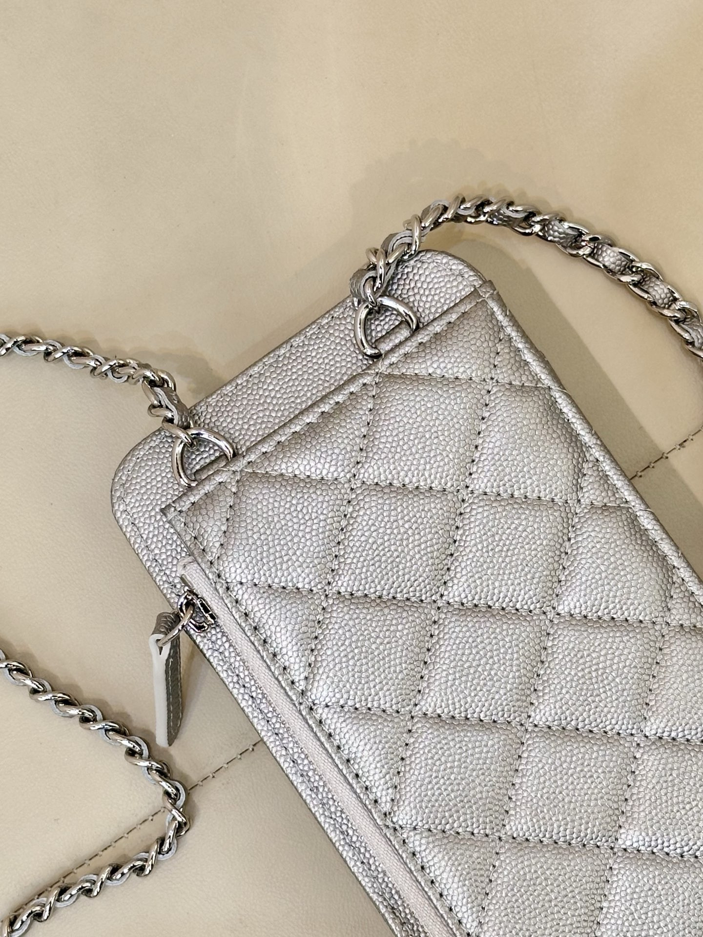 Ch**el Phone Bag 18x9x3cm