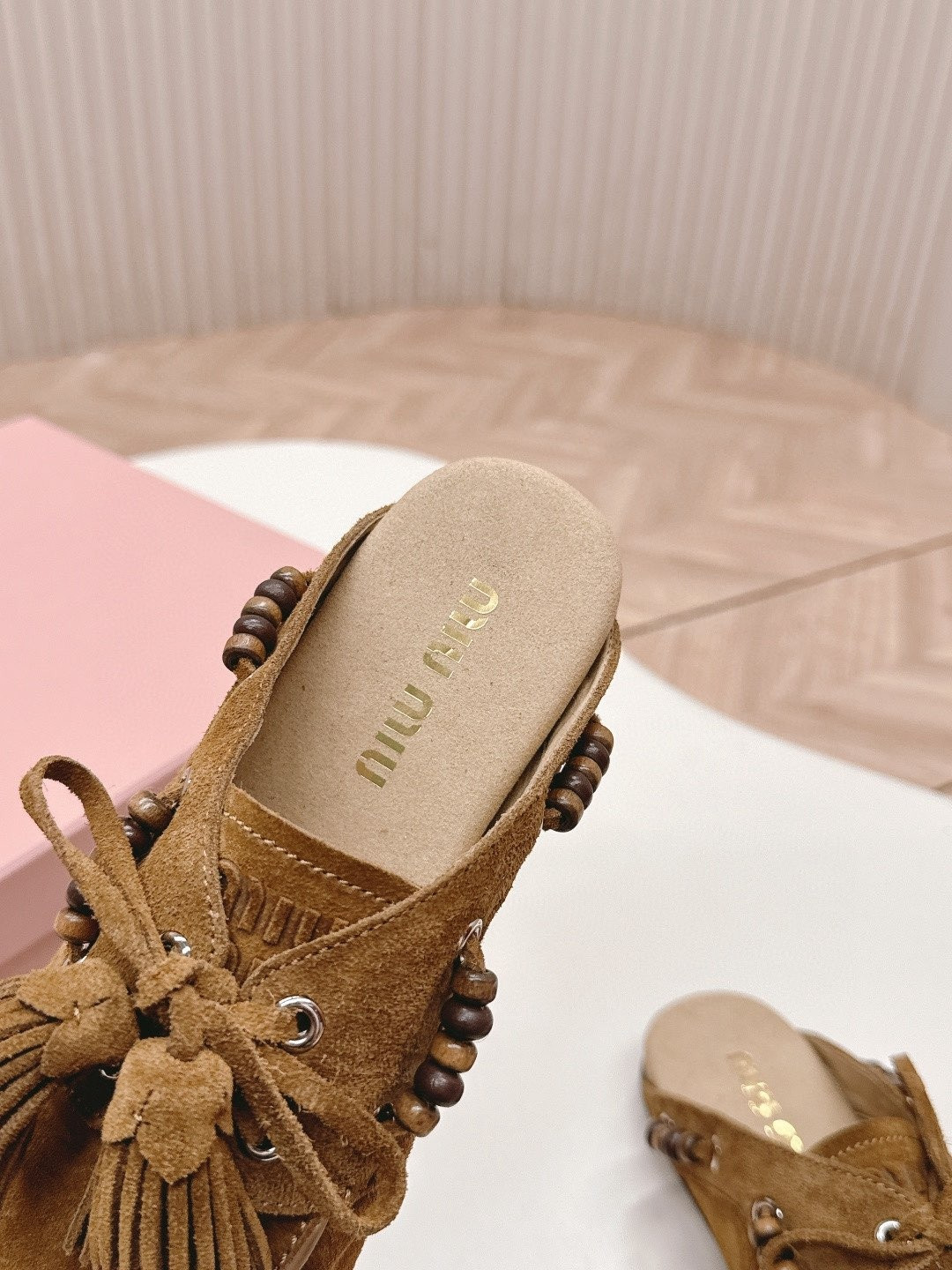 ua M1v M1v tassel mules
