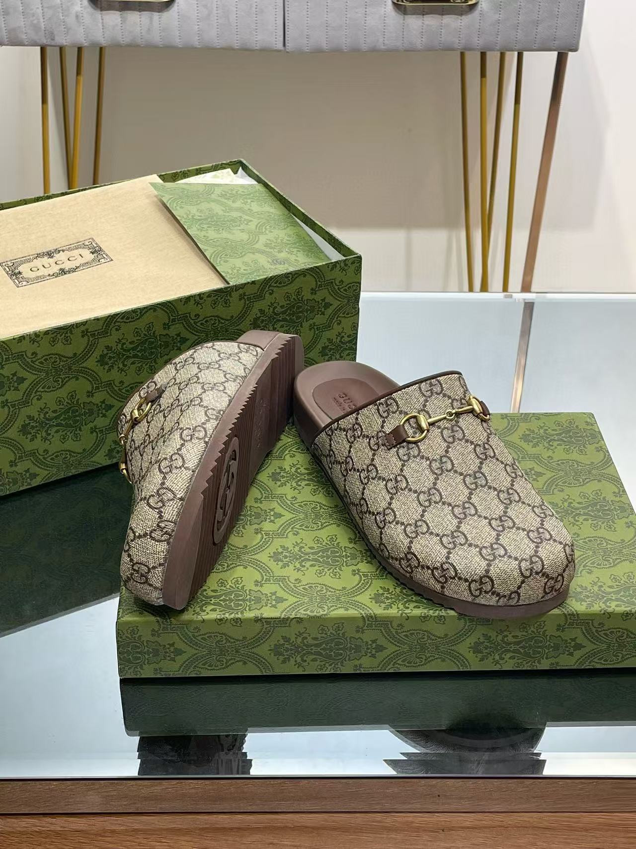 UA Gvc*1 SLIPPER