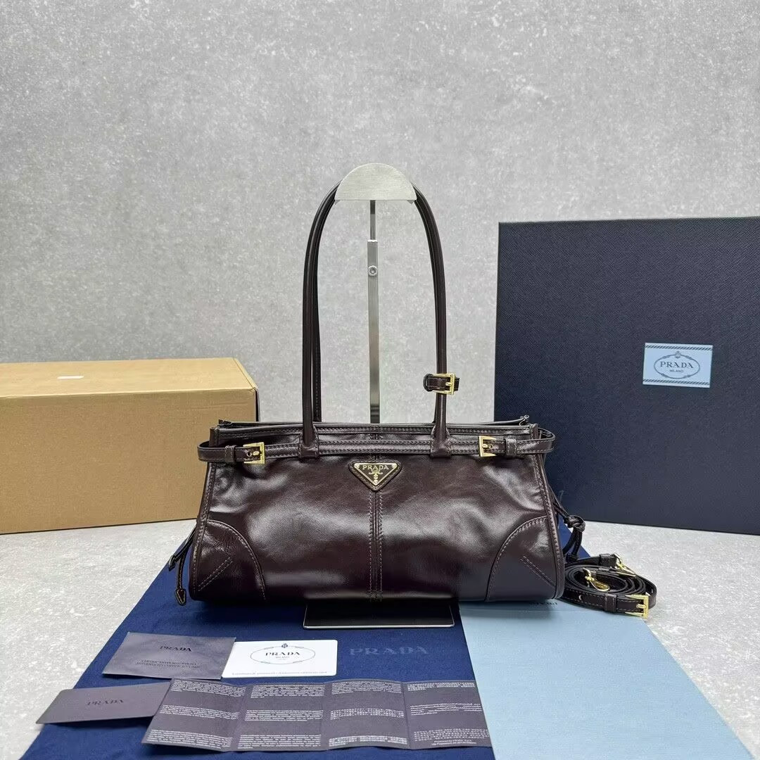Pra*a Bonnie Medium Leather Handbag 32x15.5x12cm