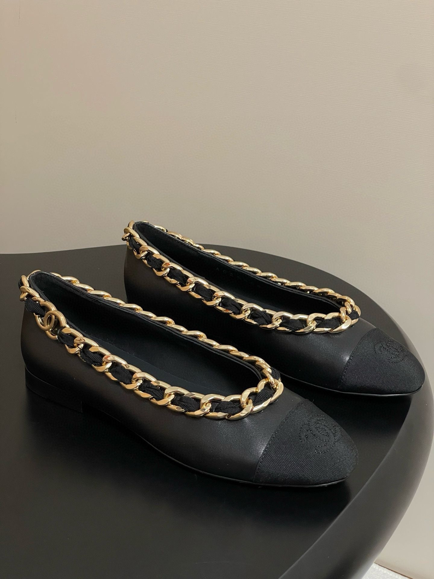 UA Ch**el Ballet Flats