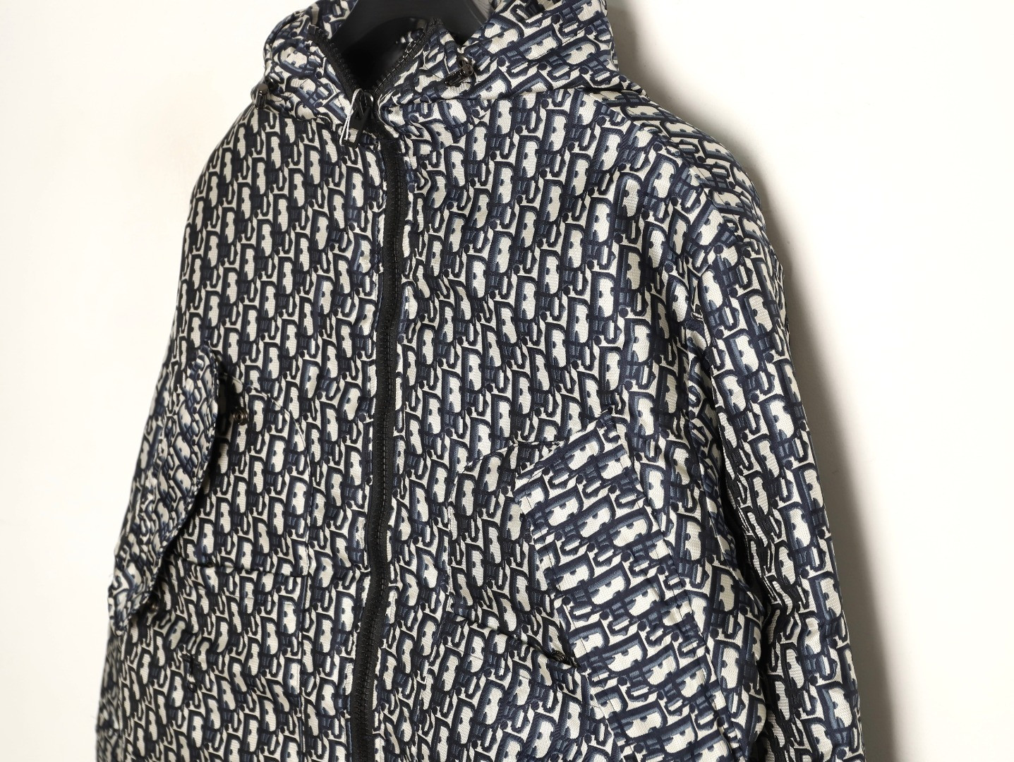 D10r Cotton Coats