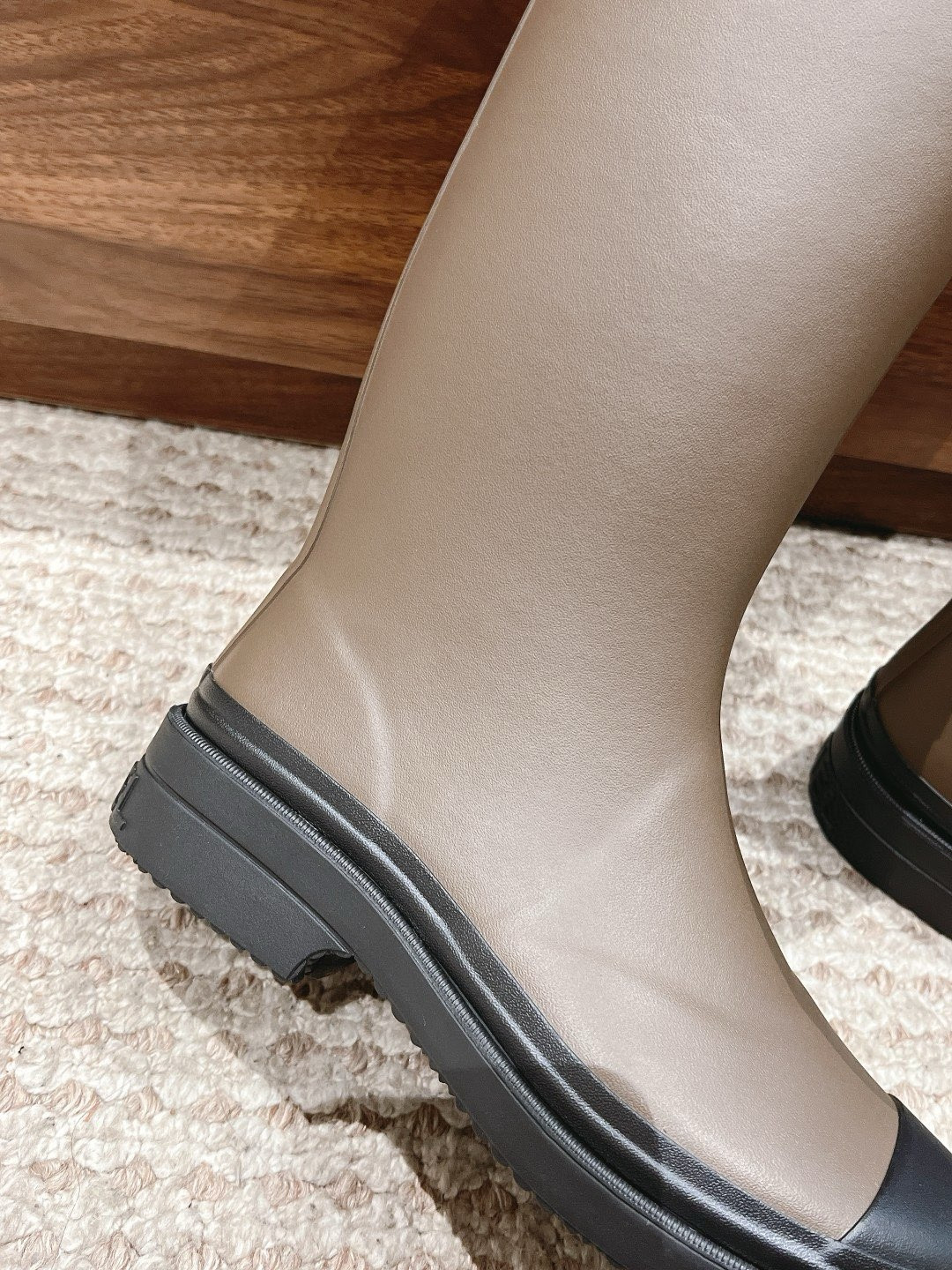 ua Ch**el boots (7-10 days production time)
