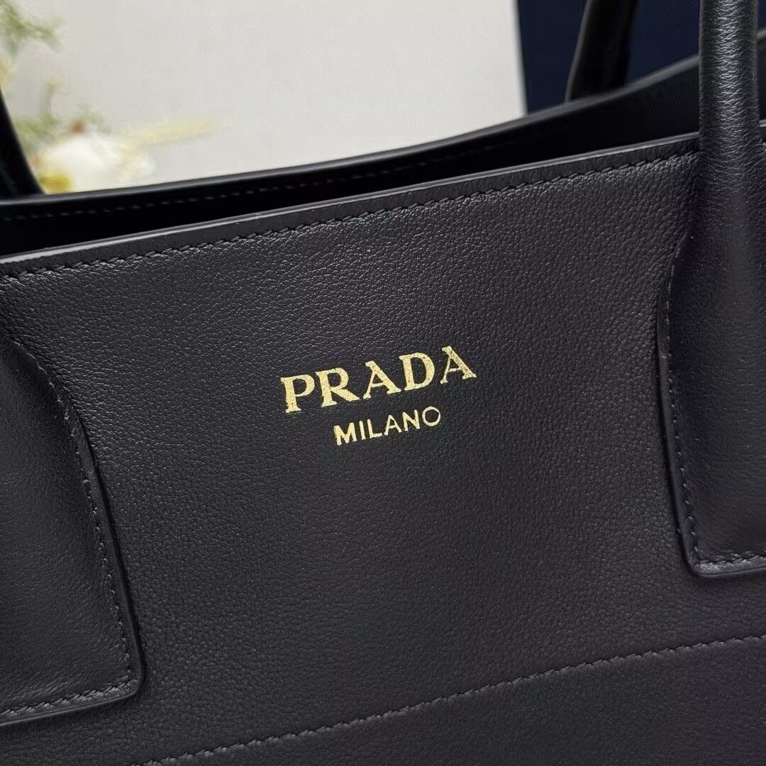 Pra*a Large Leather Tote Bag Without Box 24.5x38x18cm