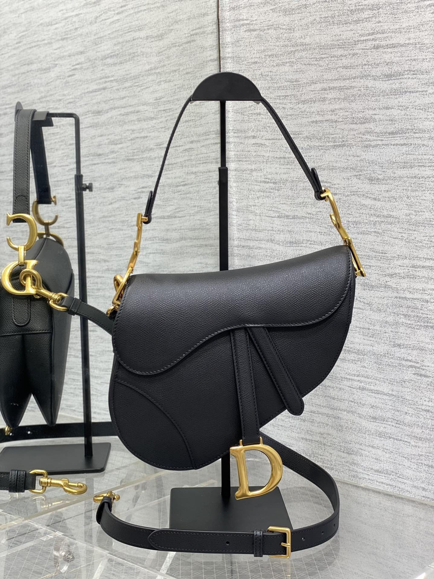 D10r Saddle Bag 24x6x18cm