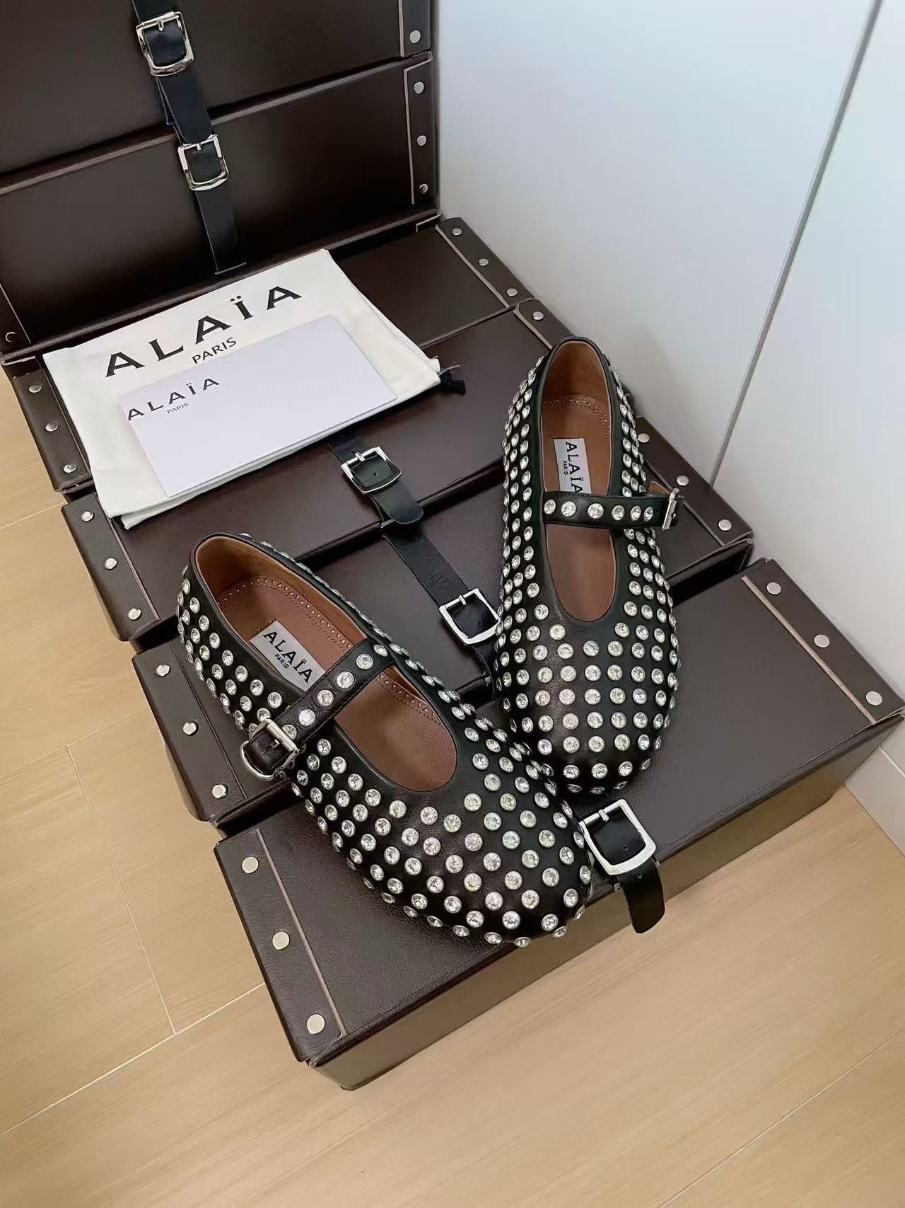 UA A1a1a STRASS BALLET FLATS