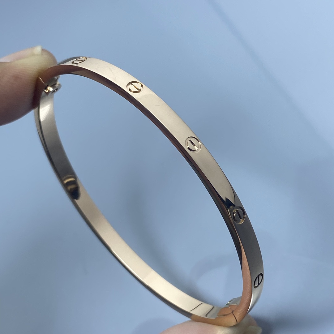 Ca*t1er Narrow version Bracelet
