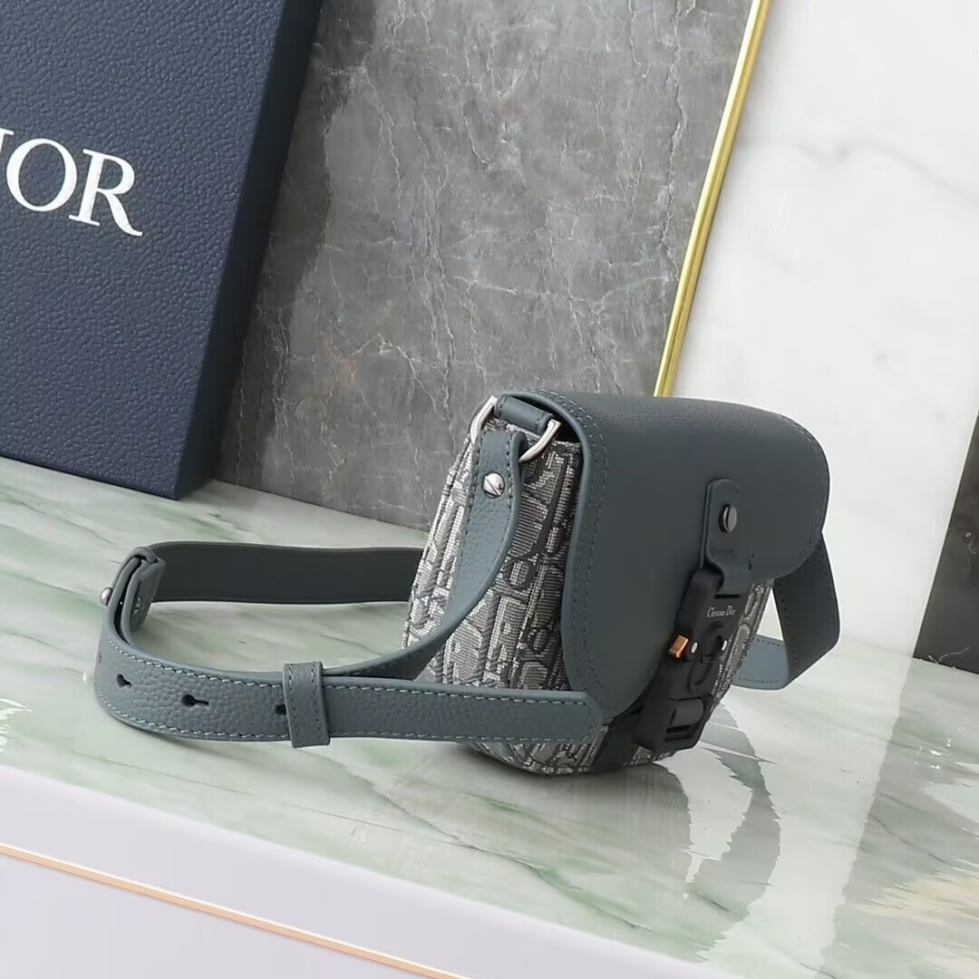 D10r Mini Saddle Messenger Bag With Flap 19.5x13x4.3cm