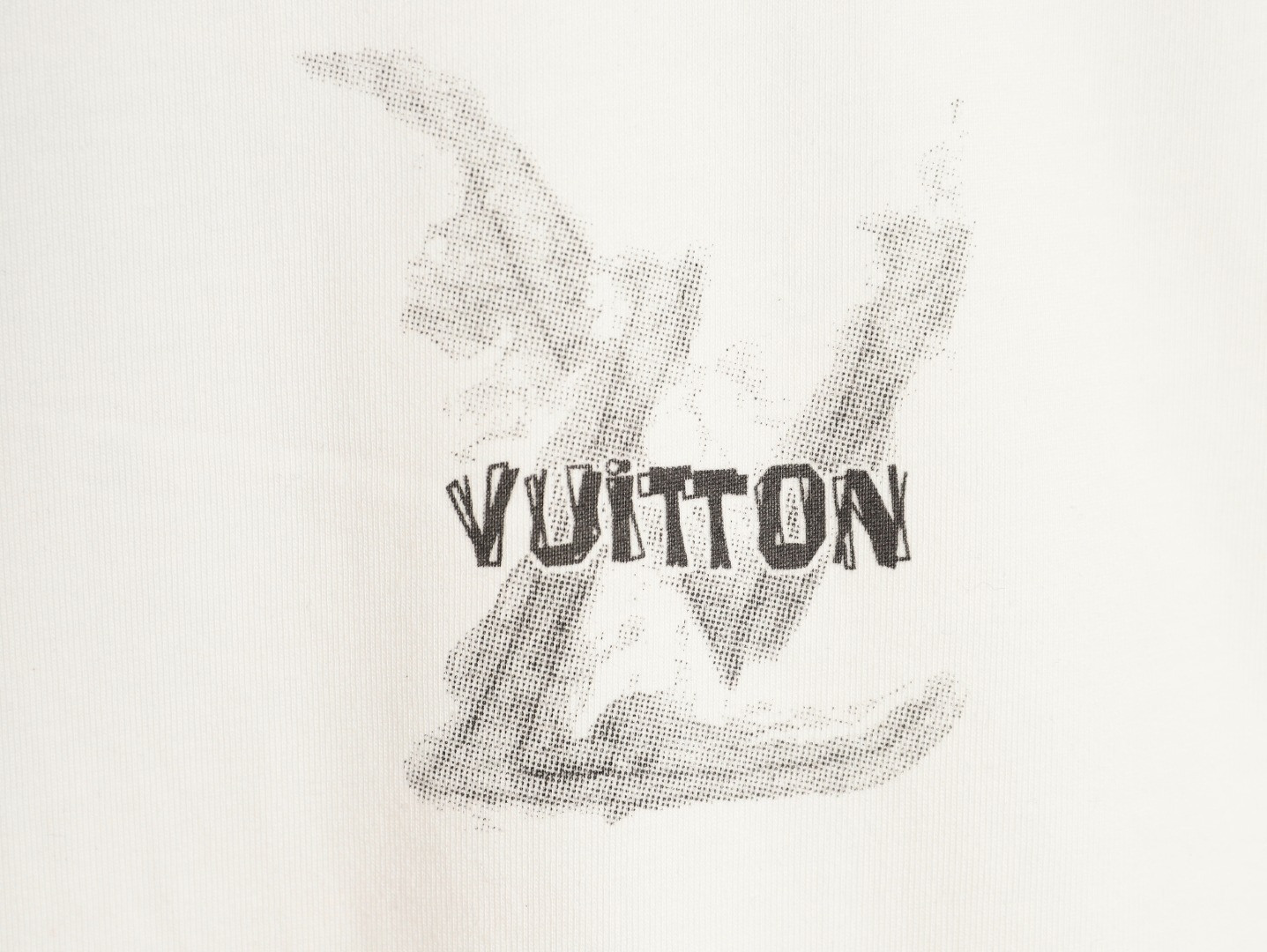 L0vis Vvtt0n Long-sleeved T-shirt