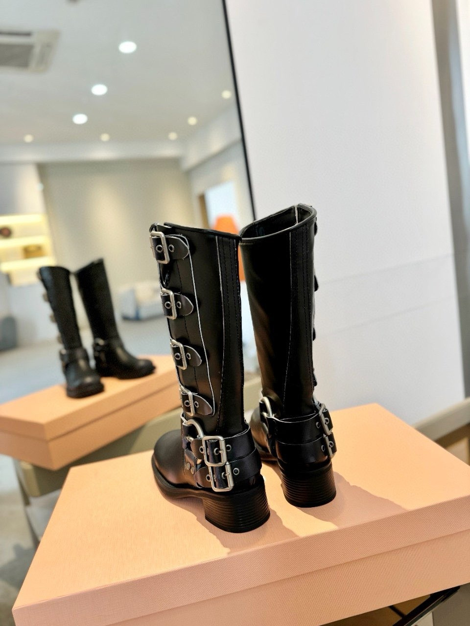 ua M1v M1v leather boots