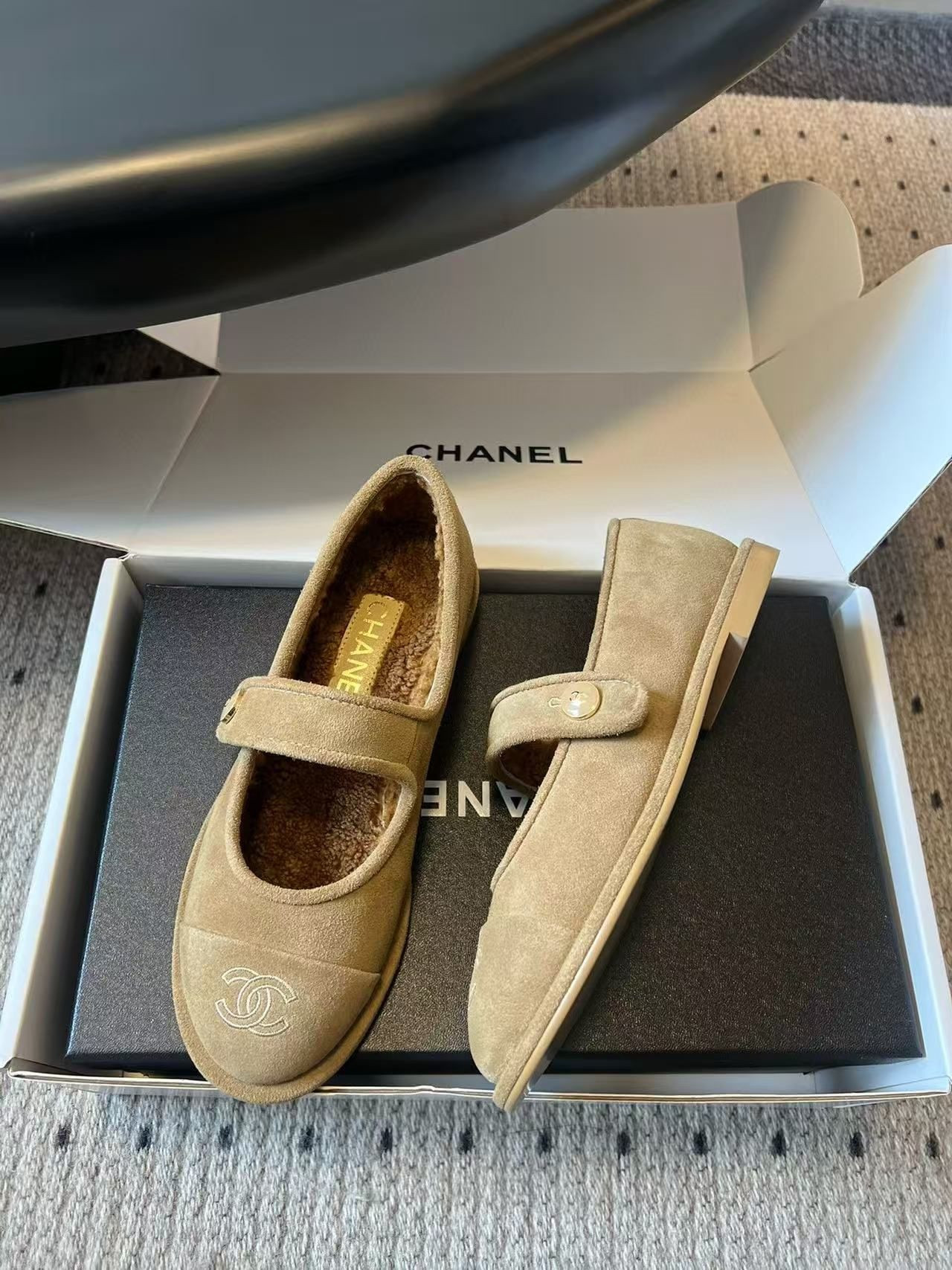 UA Ch**el Mary Jane in Shearling