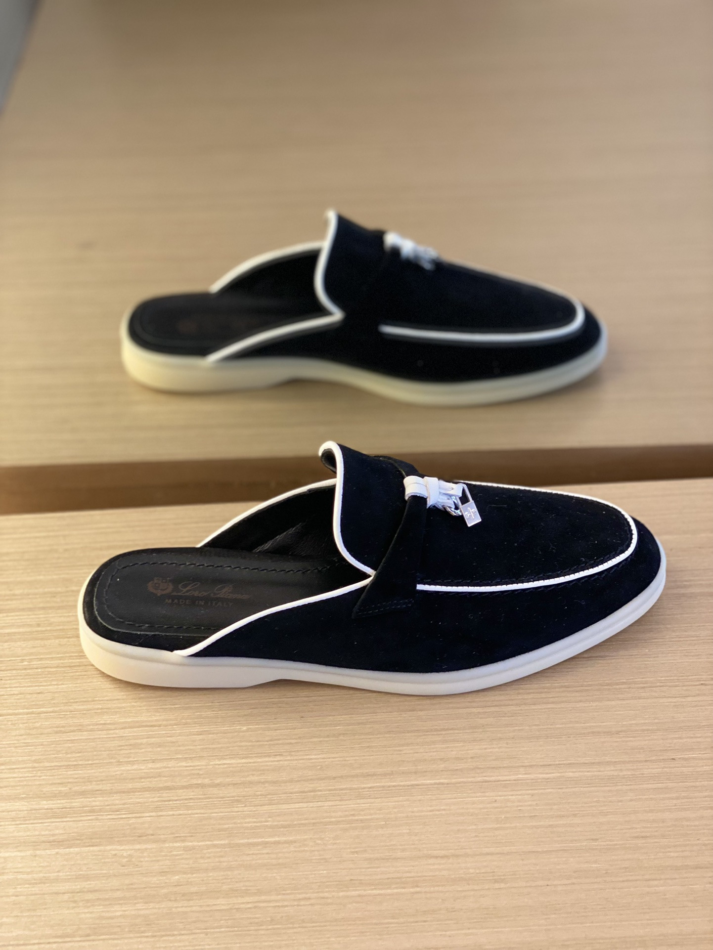 UA L0r0 P1ana Babouche Charms Walk Loafers